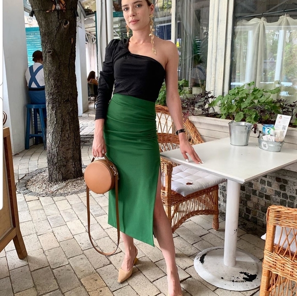 Zara skirt - Picture 3 of 16